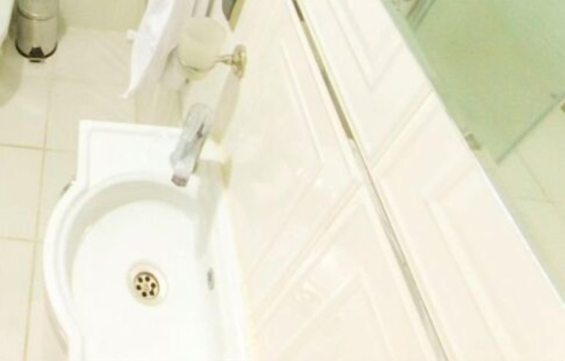 Bathroom 3, Baglar Suit, Merkez