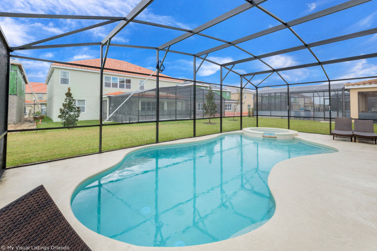 Sport & Beauty 4, 9 Bed Villa with Game Room, Pool & Spa, Polk