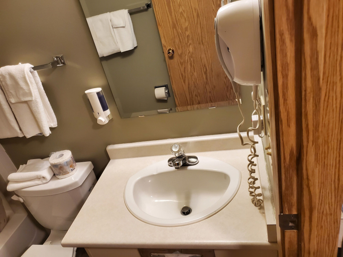 Bathroom 4, Stars Inn - Motel, Division No. 11