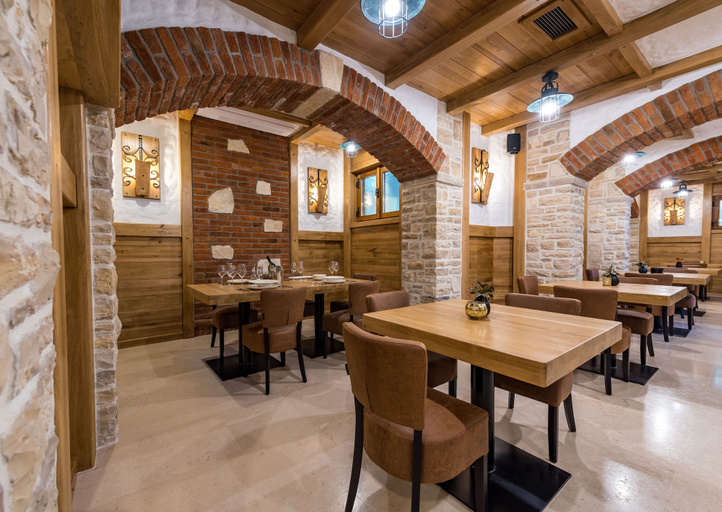 Food & Drinks 5, Apartmani Rubinić, Sveti Filip i Jakov