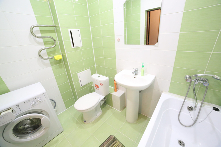 Bathroom, Komsomolskaya 15 - 44, Ufimskiy rayon