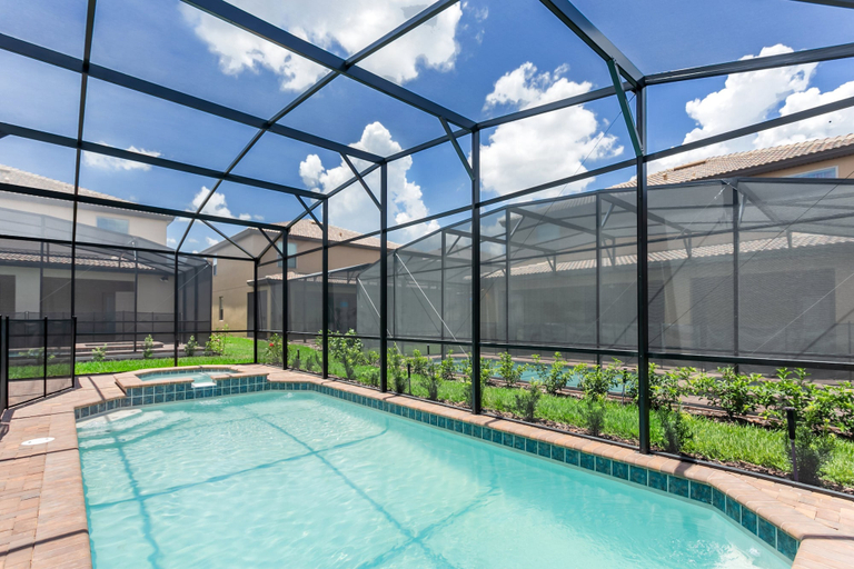 Sport & Beauty 5, 8917bengal Sleeps 20, Osceola