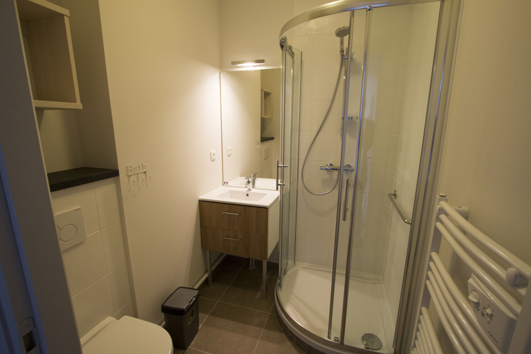 Bathroom 4, Evancy Bray-Dunes Etoile de mer, Nord