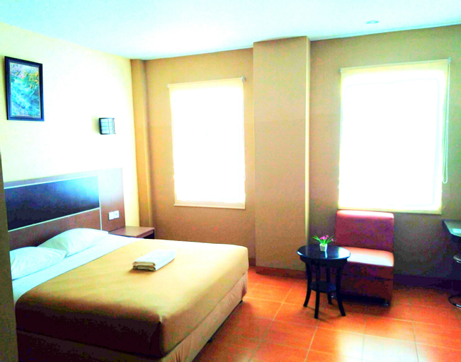 Parma Indah Hotel - Tap to explore photos