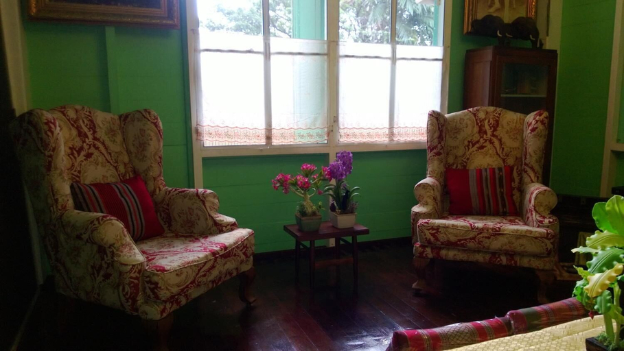 Others 5, Panida Suite, Bang Plad