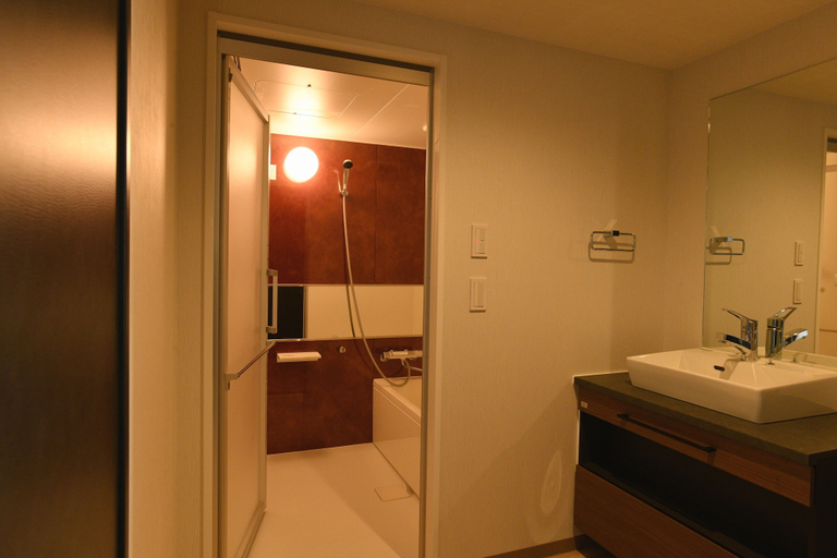 Bathroom 3, Aioibashi Bettei, Imari