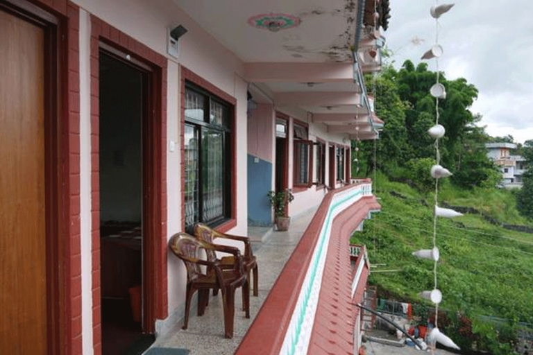Others 5, Hotel Santana, Gandaki