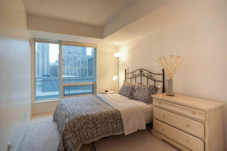 Bedroom 2, Style in Yorkville, Toronto