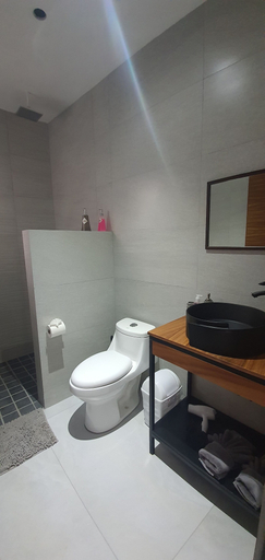 Bathroom 4, Casa Makawe - Adults Only, Compostela