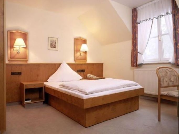 Bedroom 2, Untere Mühle 1, Augsburg
