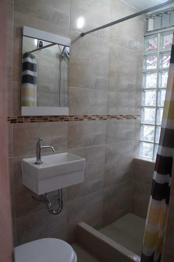 Bathroom 3, Miraflores4U, Lima