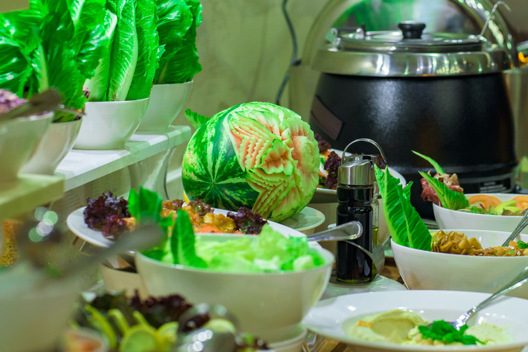 Food & Drinks 5, Muscat Gate Hotel, Seeb