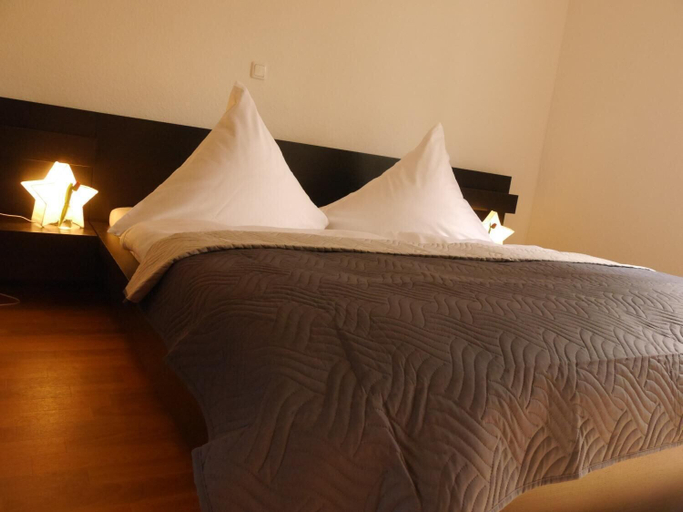 Bedroom 2, Eine schöne Wohnung in Kupferdreh, Essen