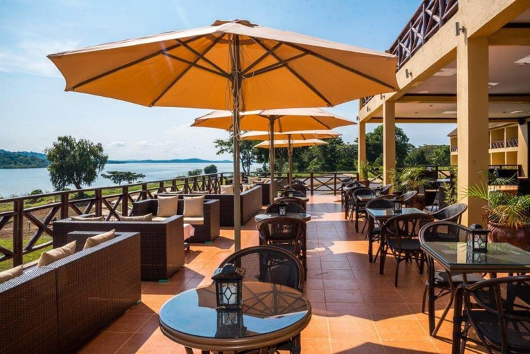 Food & Drinks 4, Kaazi Beach Resort, Jinja