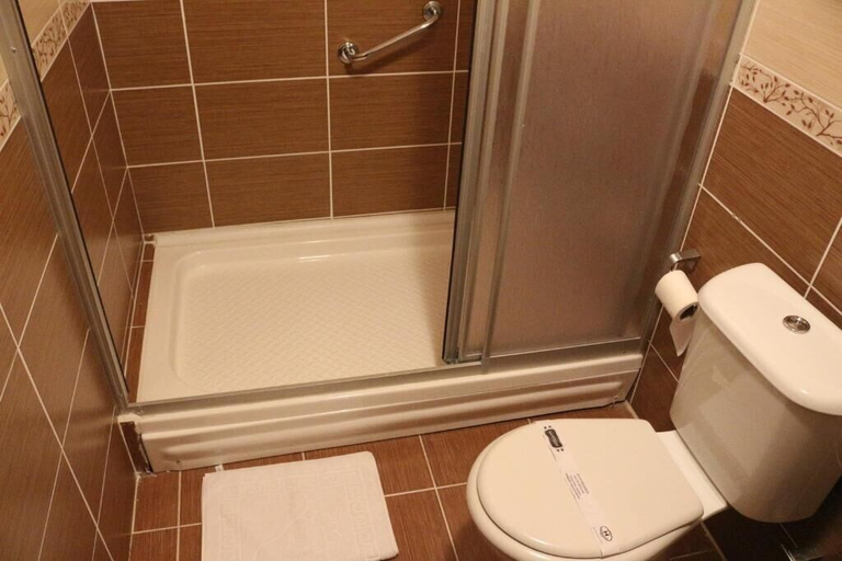 Bathroom 3, Hancilar Otel, Şultan Karahisar