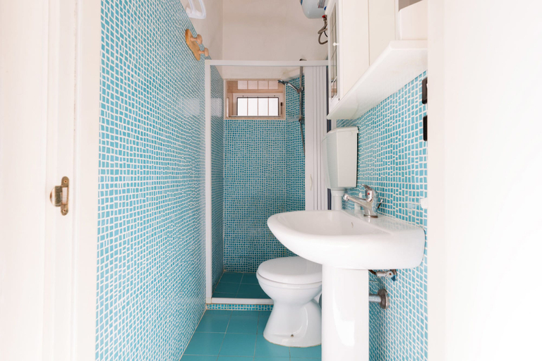 Bathroom 3, Villa Tabù, Lecce