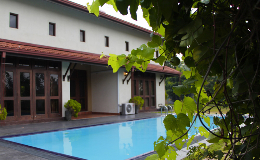 Sport & Beauty 5, Airport Villa, Katana