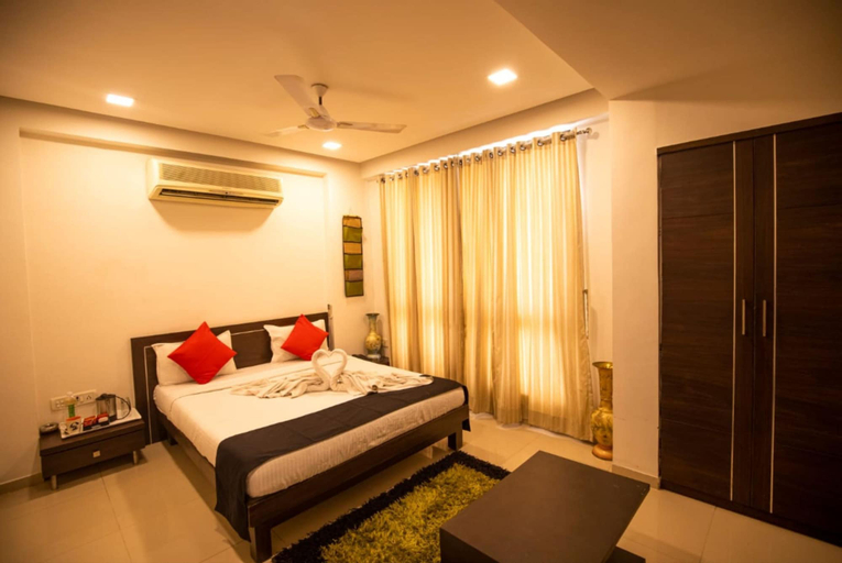 Bedroom 2, Hotel Shrimad Residency, Ahmadabad