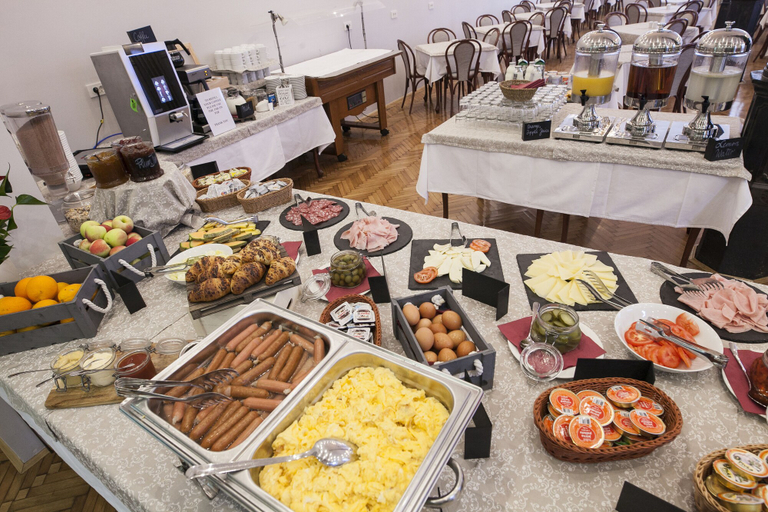 Food & Drinks 4, Hotel Center, Postojna