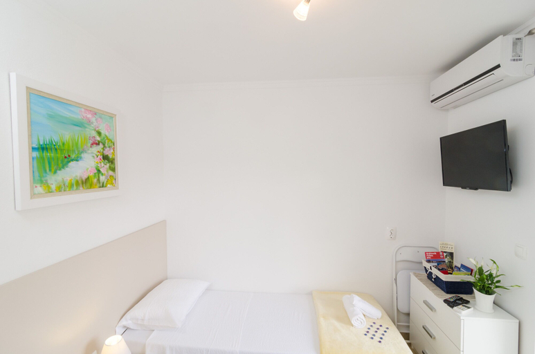 Bedroom 2, Apartments Kapelica, Dubrovnik