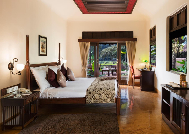 Bedroom, Jehan Numa Retreat, Bhopal