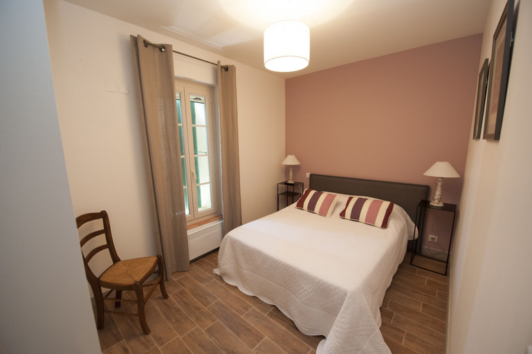Bedroom 4, Chateau Cicéron, Aude
