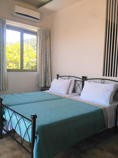 Bedroom 4, Olive Tree Apartments, Ionian Islands