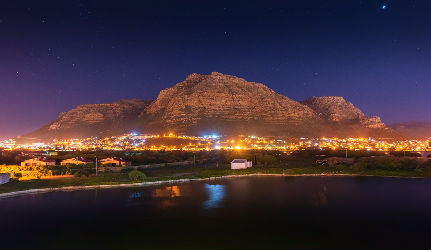 Others 4, Marina Views, City of Cape Town