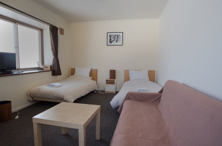 Bedroom 2, Black Diamond Lodge, Niseko