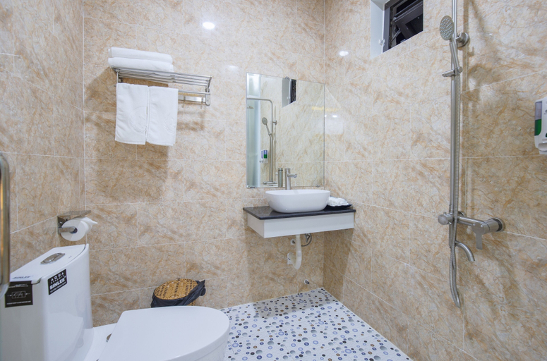 Bathroom 5, Nghi Lan Hotel, Phú Quốc