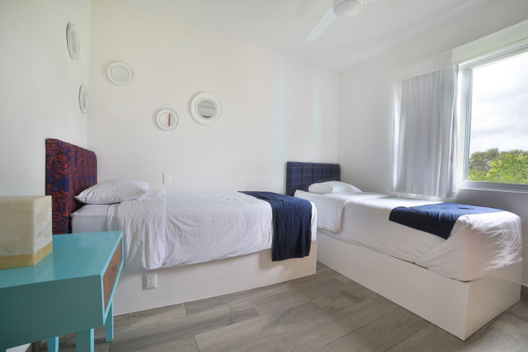 Bedroom 2, IK Zama 07, Cozumel