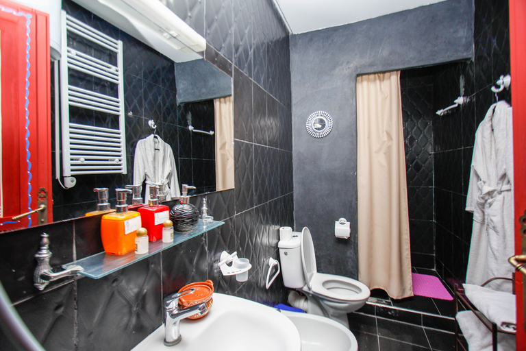 Bathroom 4, Kasbah Ait Oumghar Iminifri, Azilal