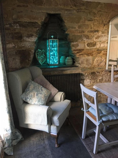 Others 4, Sandown Cottage, Cornwall