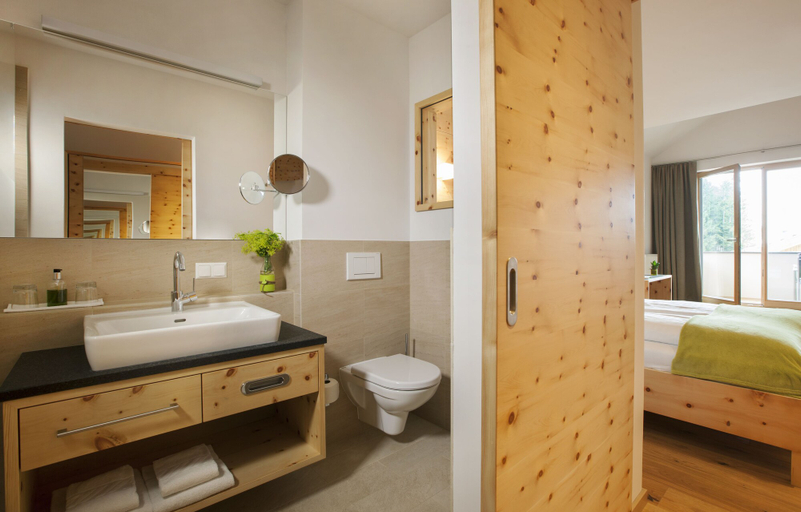 Bathroom 3, Naturparkhotel Bauernhofer, Weiz