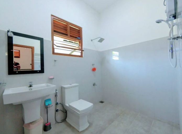 Bathroom, cocos villa hikkaduwa, Hikkaduwa
