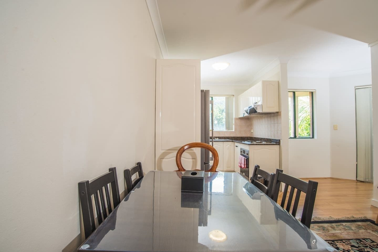 Others 4, Spacious & Cozy Apartment In Heart Of Redfern, Sydney