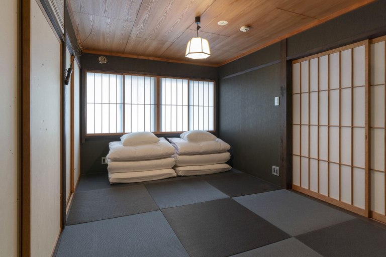 Bedroom 3, Ainotsuji, Kanazawa