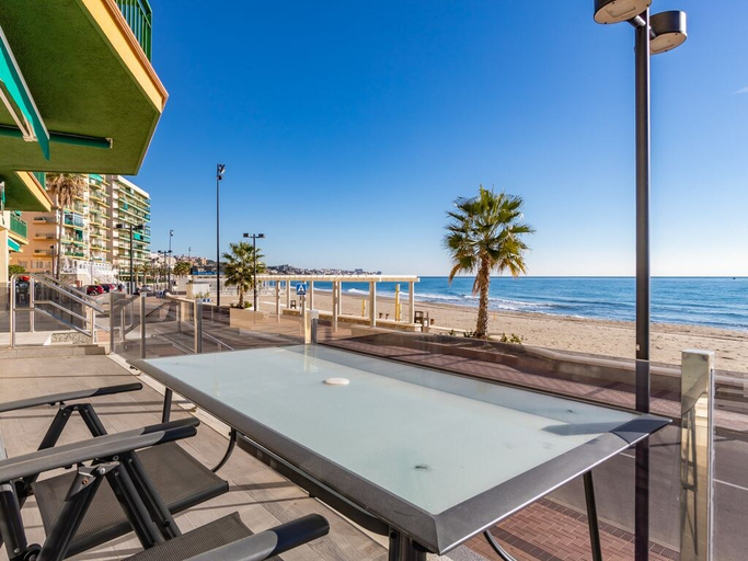 Sport & Beauty, El Olimpo | 7 Pax | First Line | 3673-KAW, Málaga
