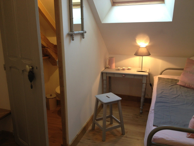 Bedroom 2, Domaine de la ferme de Ribeaufontaine, Aisne