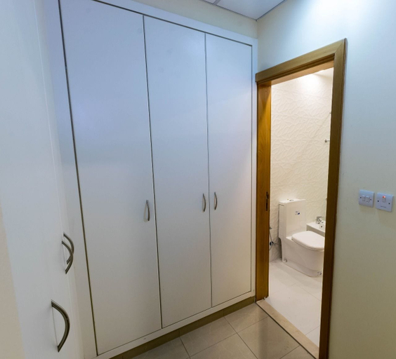 Room 5, Marina Crown Tower, Dubai