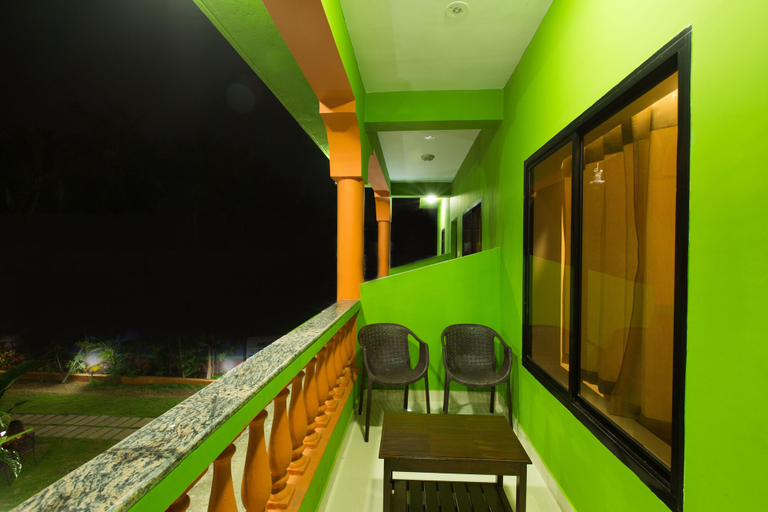 Others 5, Taalva Morjim, North Goa