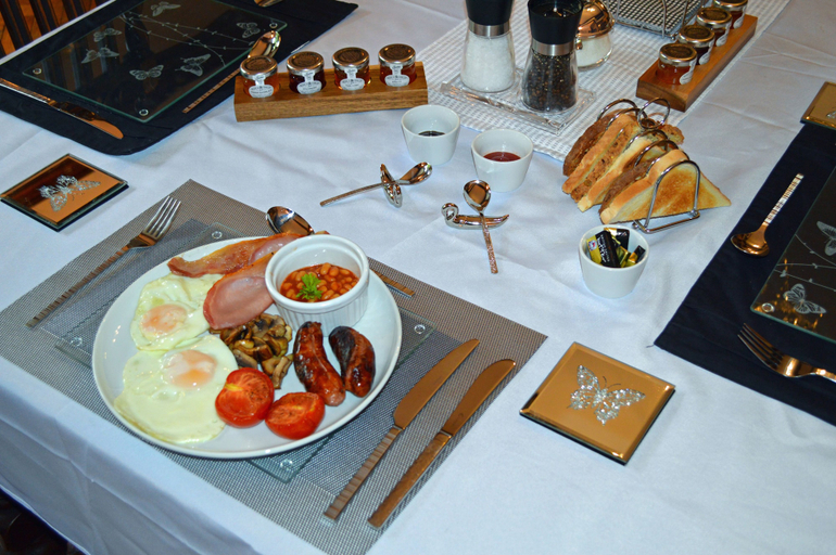 Food & Drinks 4, Pwll-y-Faedda, Powys