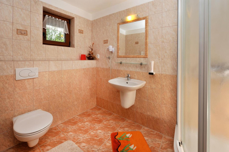 Bathroom 3, Penzion Lampaš, Poprad