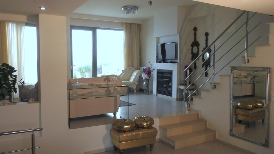 Others 5, Beach Front Villa Maria, Crete