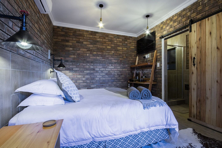 Bedroom 22