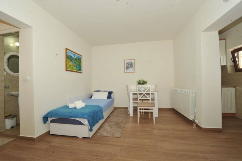 Bedroom 2, Apartments Olive
