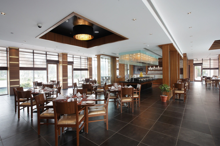 Food & Drinks 5, Oodles Hotel Chhattarpur South Delhi, Delhi
