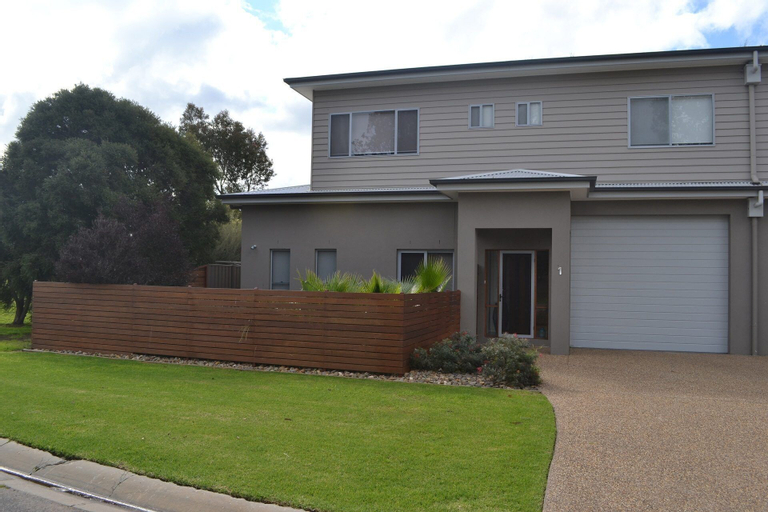 Exterior & Views 2, Waterview- Stoneleigh at Yarra, Moira - East