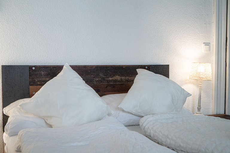 Bedroom 2, Vibrant Apartment Near Downtown, Wien