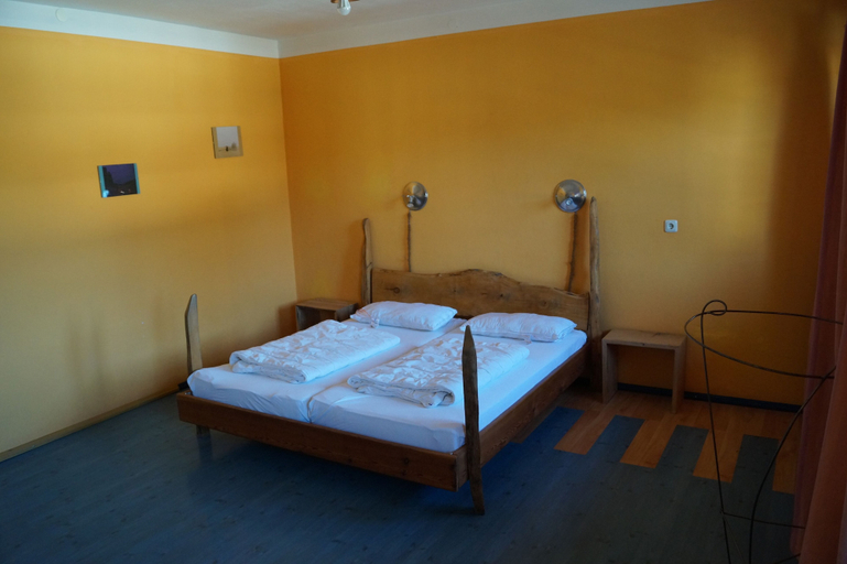 Bedroom 4, Schiff Bihlerdorf- Hostel, Oberallgäu